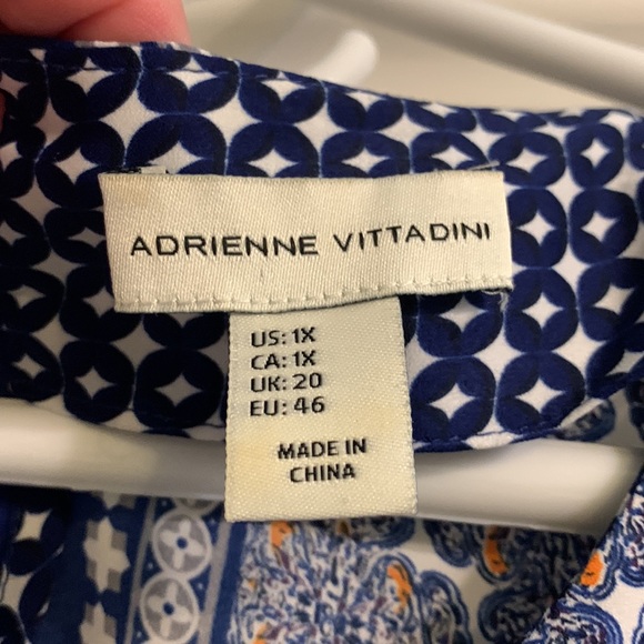 Blue Patterned Adrienne Vittadini Blouse - Picture 4 of 9